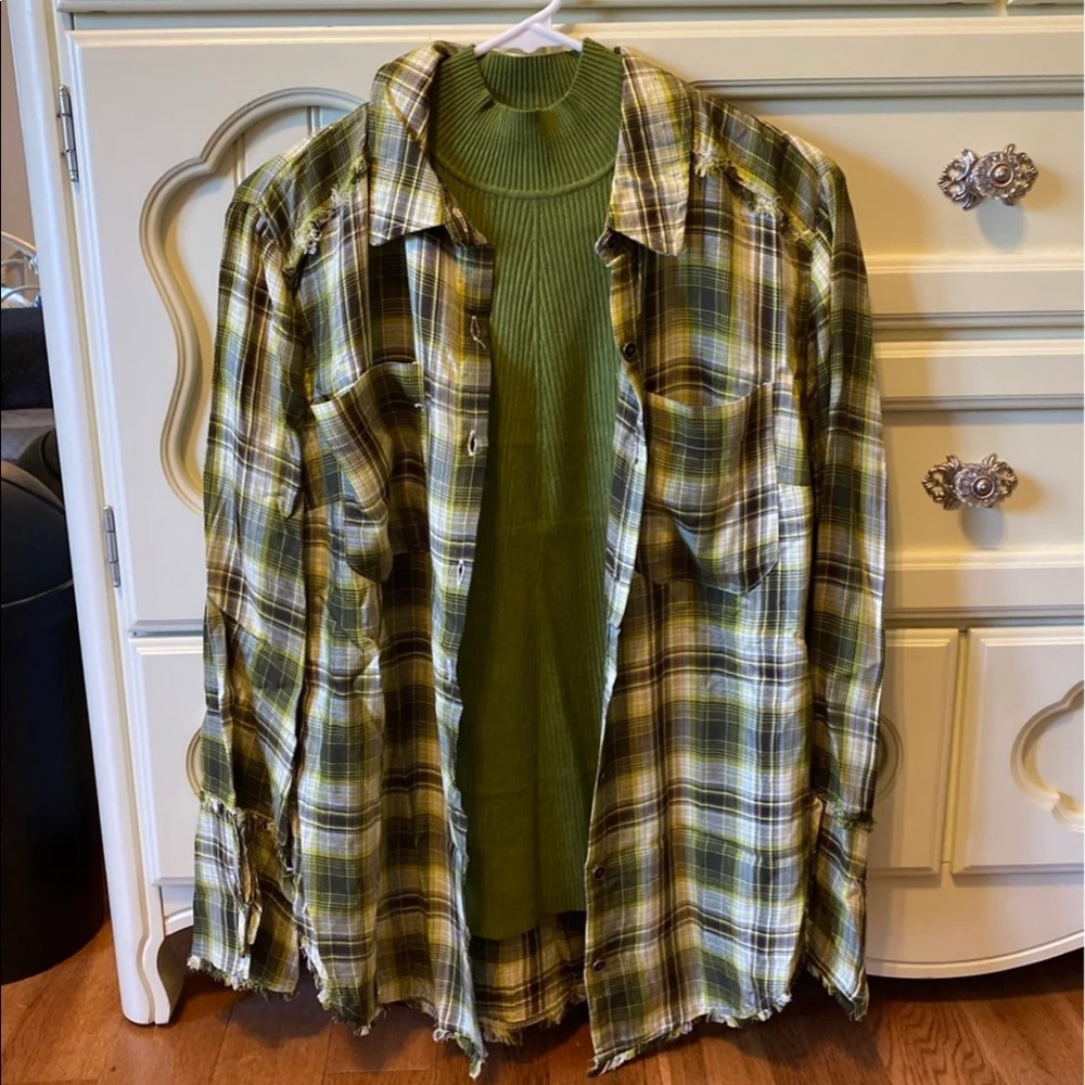 Flannel & turtleneck tank top bundle